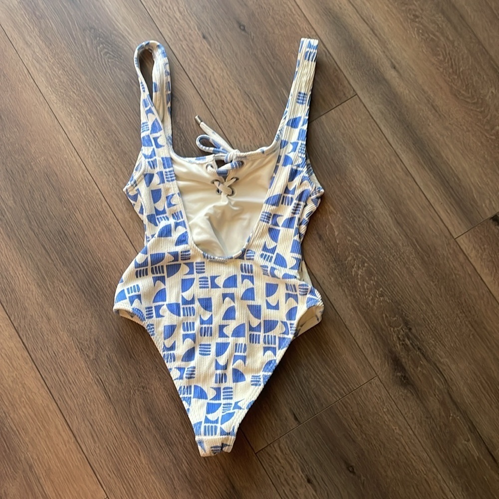 Billabong Cool Tides One Piece Swimsuit- XS - Picture 3 of 6